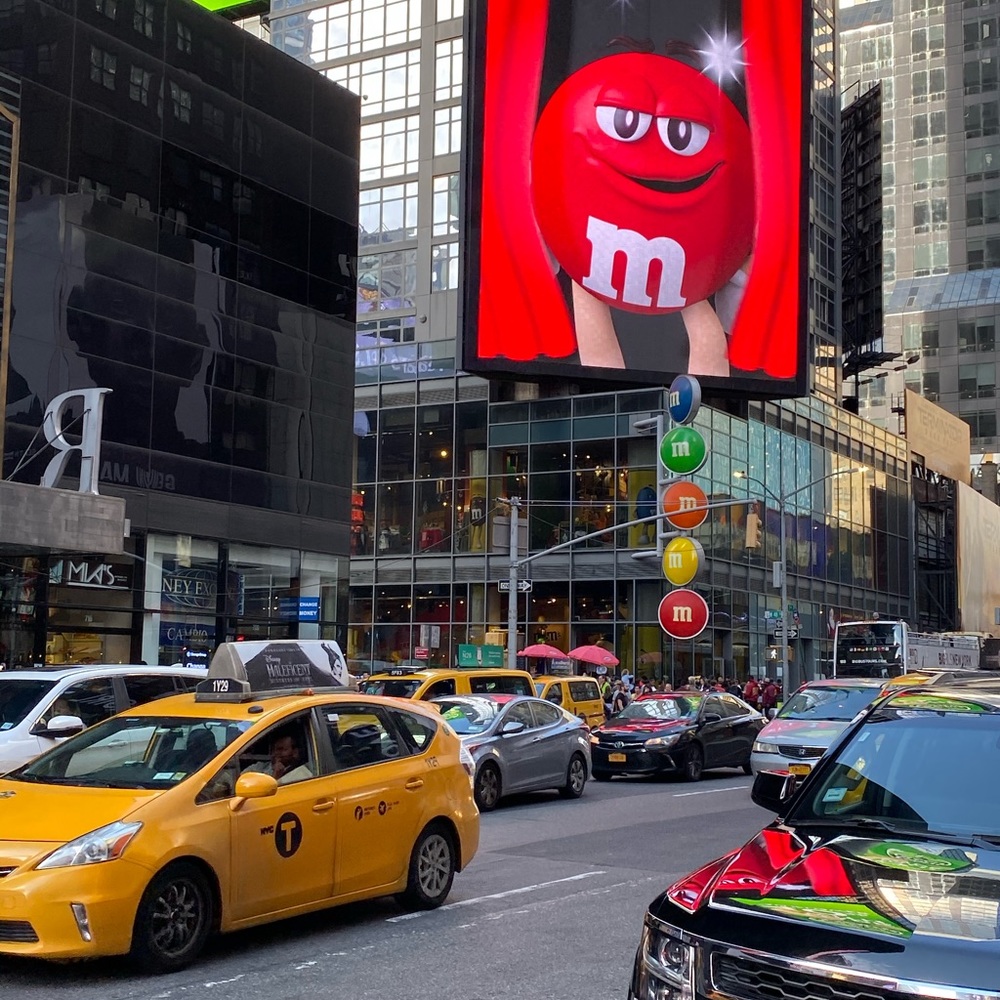 Meet your Posher, Alla